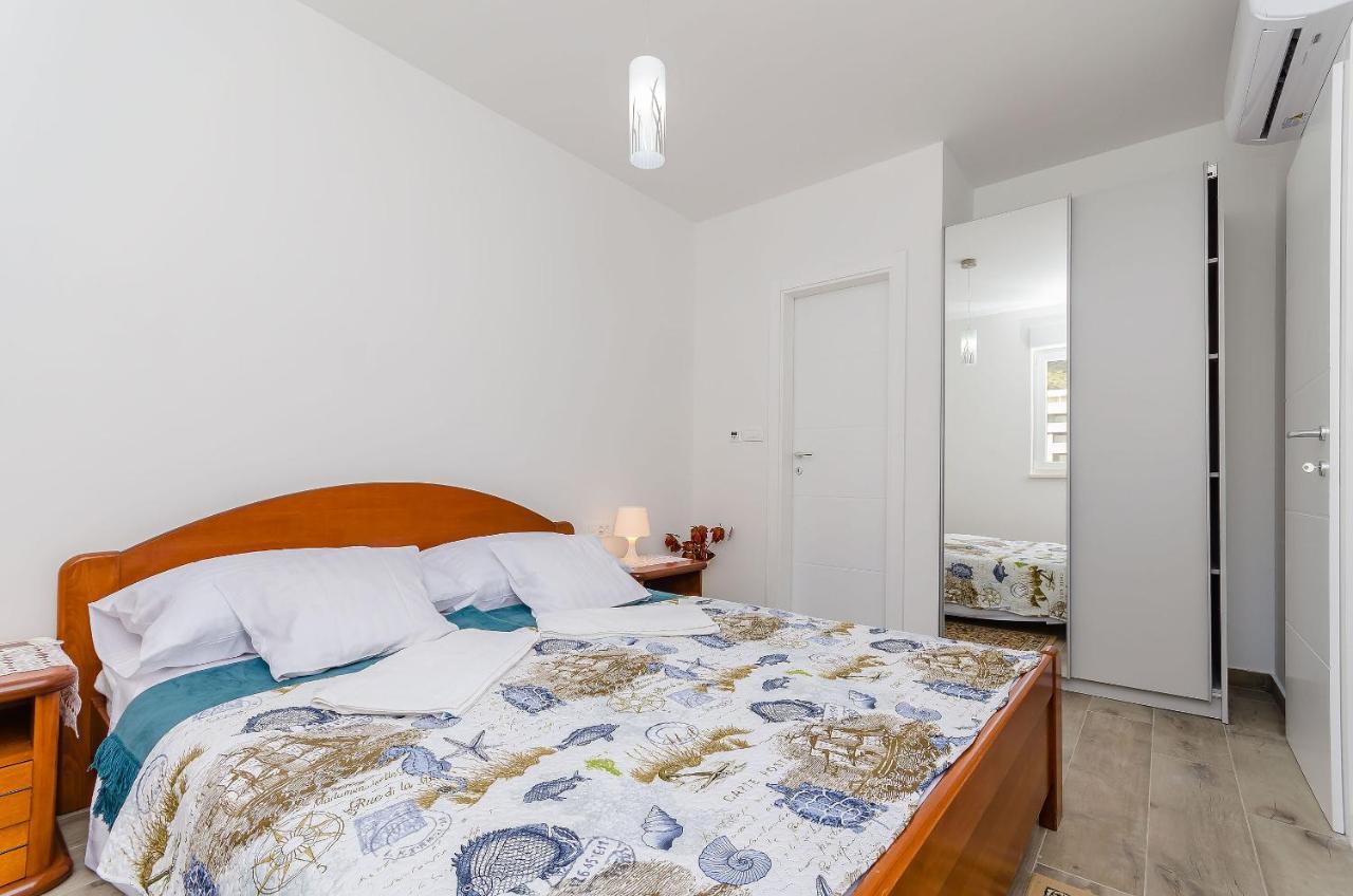 Apartment Rozalia Τρογκίρ Εξωτερικό φωτογραφία