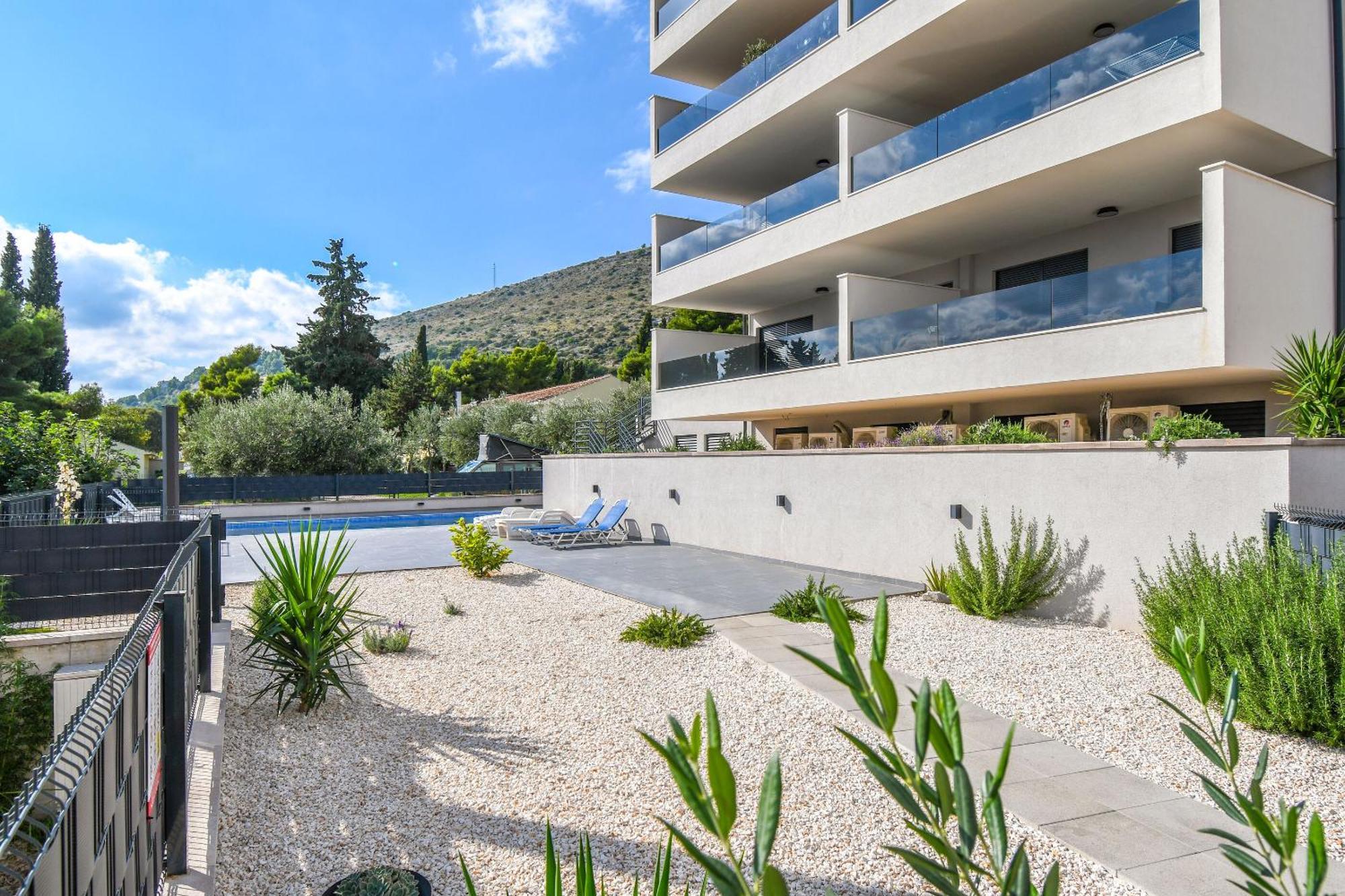 Apartment Rozalia Τρογκίρ Εξωτερικό φωτογραφία